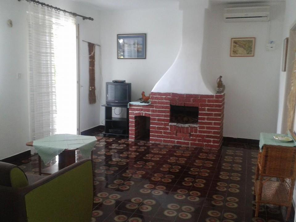 Apartman On The Beach - Nemira, Omis Exterior photo