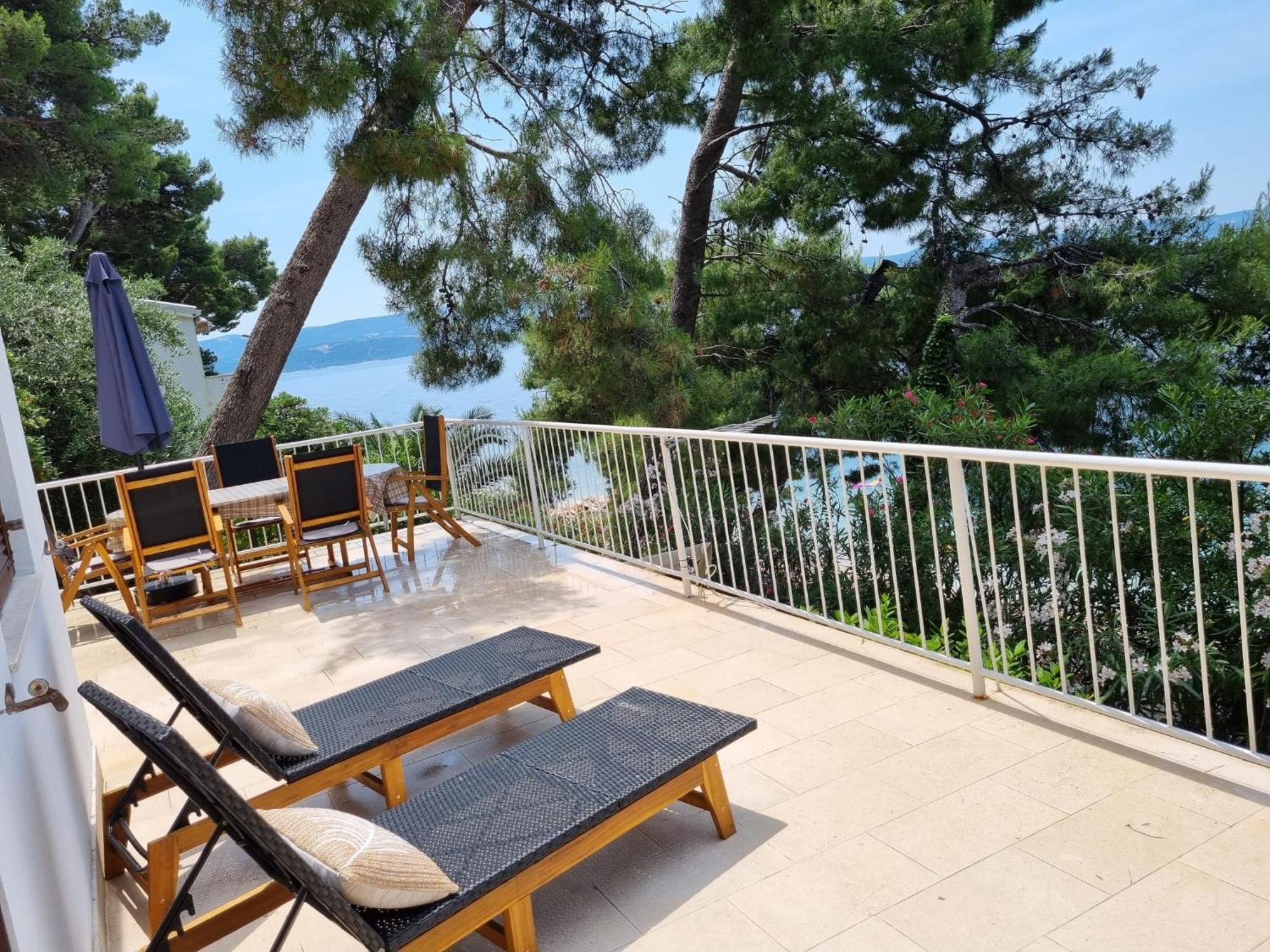 Apartman On The Beach - Nemira, Omis Exterior photo
