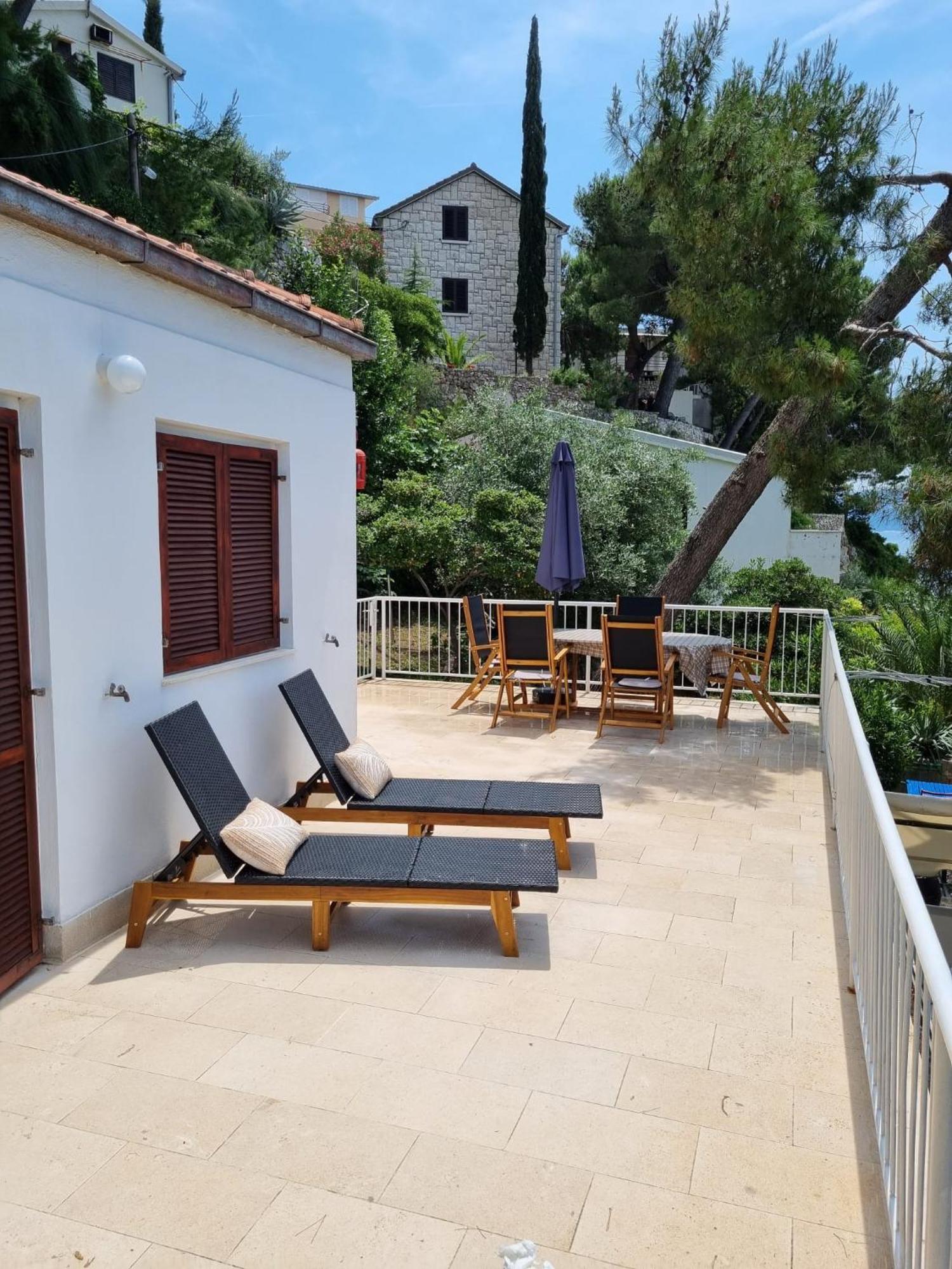 Apartman On The Beach - Nemira, Omis Exterior photo